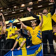 Svenska fotbollssupportrar under playoff-matchen mot Polen i mars.