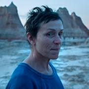 Huvudrollsinnehavaren Frances McDormand i ”Nomadland”