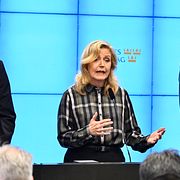 Bild från presskonferensen.