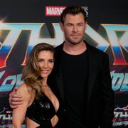 Chris Hemsworth med sin fru Elsa Pataky