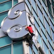 Soloklättraren Alex Honnold klättrade upp för en av världens högsta skyskrapor. 