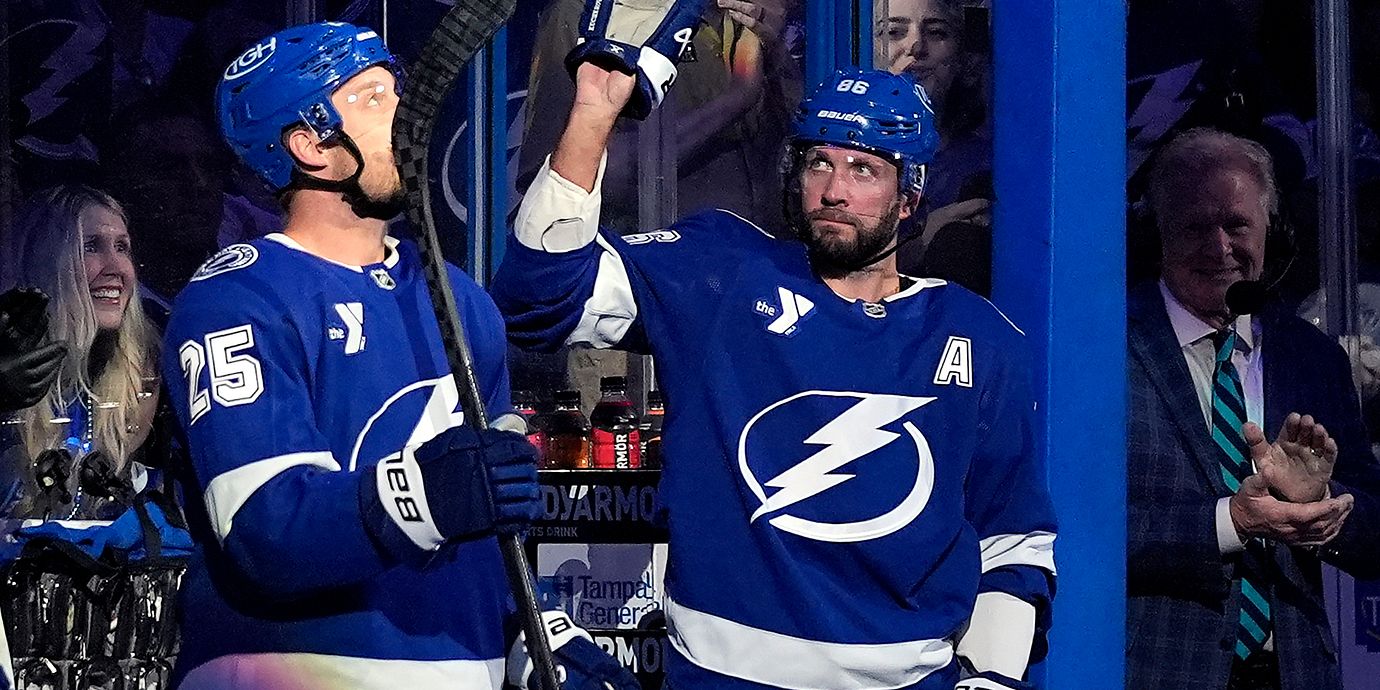 Nikita Kutjerov vinkar under gårdagens match mot Winnipeg Jets.