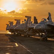 Amerikanska flygplan på USS Abraham Lincoln förra veckan.