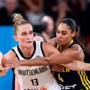 Tysklands Leonie Fiebich mot svenskan Nathalie Fontaine. 