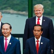 Xi Jinping, Vladimir Putin och Donald Trump på Apec-möte 2017. 