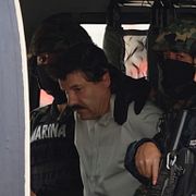 Guzman i polishelikopter