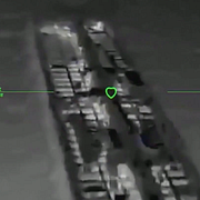 Ukrainska förband har publicerat videoklipp från anfallen mot skuggflottan.