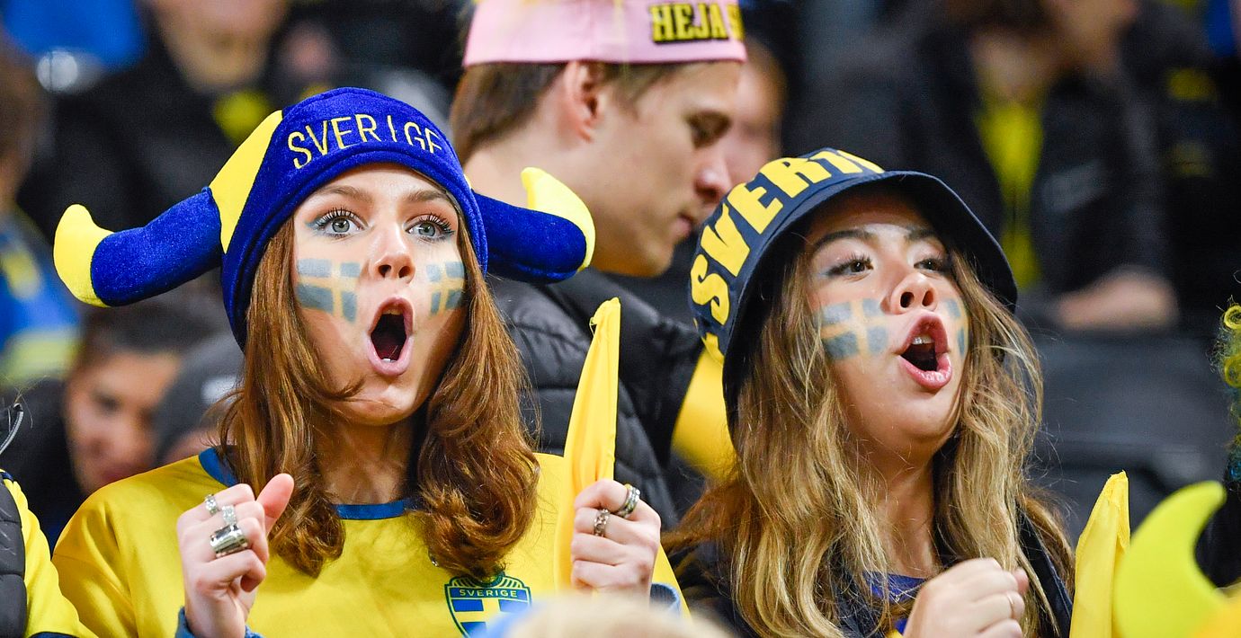 Svenska fans gör kanske bäst i att följa turneringen på tv.