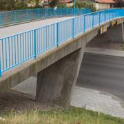 Gångbron där mannen överfölls i veckan.