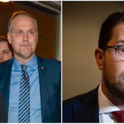 V-ledarna Jonas Sjöstedt och Ulla Andersson anmärker på Jimmie Åkesson och SD:s ekonomiska politik.