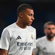 Kylian Mbappé inför en match med Real Madrid. 