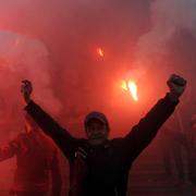 Demonstranter i centrala Tunis på söndagen. 