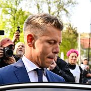 Peter Magyar är 45 år och jurist. Han gick till val på att bekämpa korruptionen i Ungern och få fart på den haltande ekonomin.