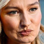 Kristdemokraternas partiledare Ebba Busch anländer till torsdagens partiledardebatt i TV4.