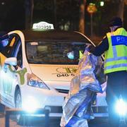 En av de beskjutna taxibilarna. 