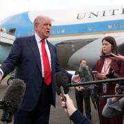 President Donald Trump när han anlände till Skottland under fredagen. 