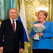 Putin och Merkel i Moskva 2021. 