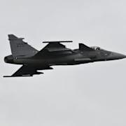 Flyguppvisning med Jas 39 Gripen E.