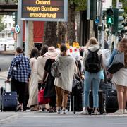 Tusentals personer evakuerades i Frankfurt under söndagsmorgonen.