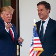 Arkivbild på Donald Trump och Mark Rutte. 