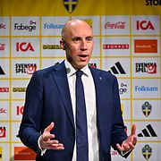 Simon Åström.