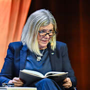 Socialdemokraternas partiledare Magdalena Andersson under författarsamtal i Stockholm i november. 