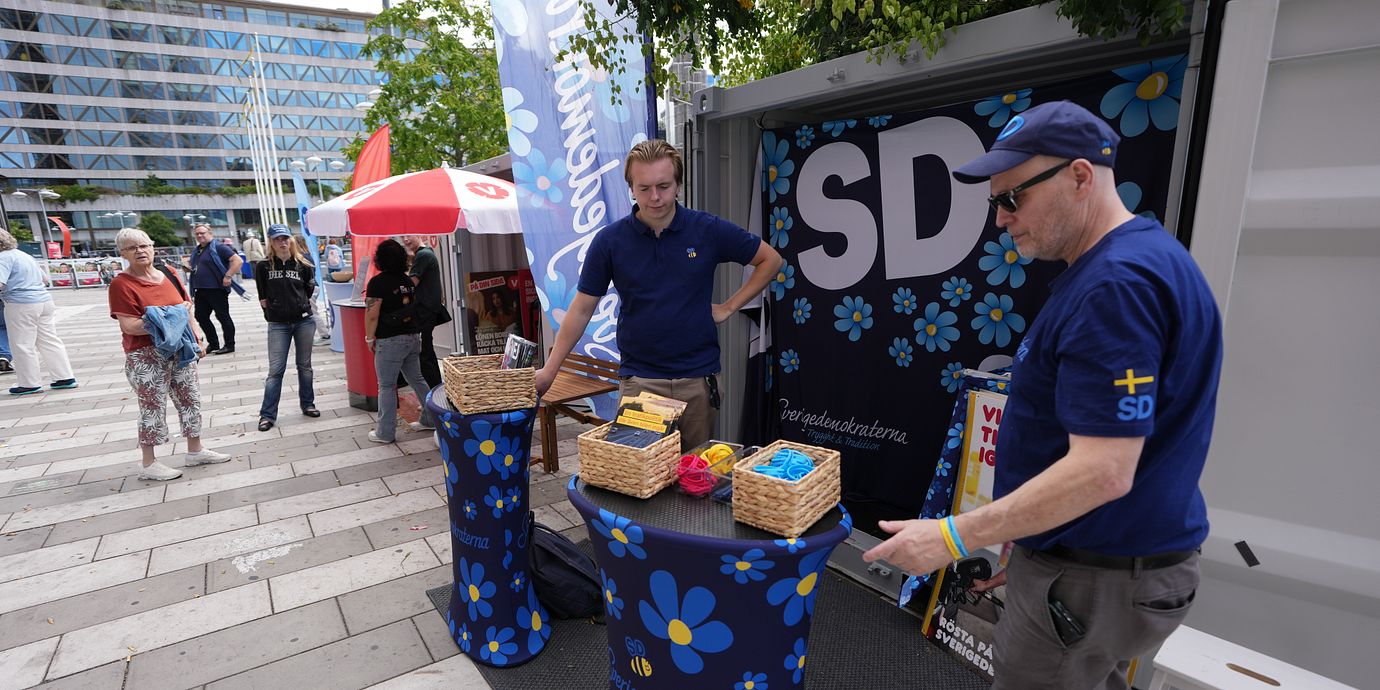 Valstugorna har öppnat på Sergels Torg  i Stockholm.