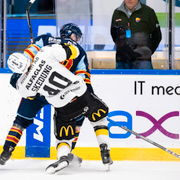 Albin Grewe, tacklingen mot Isac Skedung.