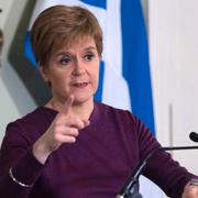 Arkivbilder: Nicola Sturgeon och Alex Salmond