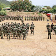 Colombianska soldater på en uppställningsplats i början på året. 