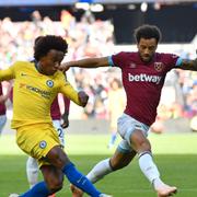 Chelseas Willian och West Hams Felipe Anderson. 