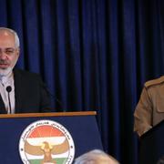 Zarif och Barzani under presskonferensen.