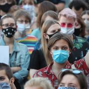 Protester mot beskedet den 24 juli.