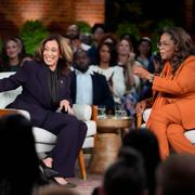 Kamala Harris hos Oprah Winfrey.