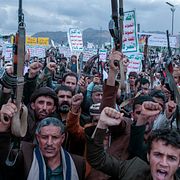 Anhängare av Huthimilisen. Arkivbild från 2024.