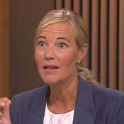 Helena Josefson,  chef på Center mot våldsbejakande extremism, i SVT:s studio.