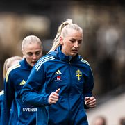 Stina Blackstenius leder laget om hon startar i kvällens match mot Danmark.
