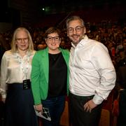 Centerpartiets Karin Ernlund, Madelaine Jakobsson och Muharrem Demirok.