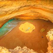 Benagil Cave på Algarvekusten.