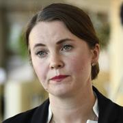 Konstitutionsutskottets Ida Karkiainen (S), tidigare civilminister.