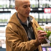Kashkari i en mataffär.