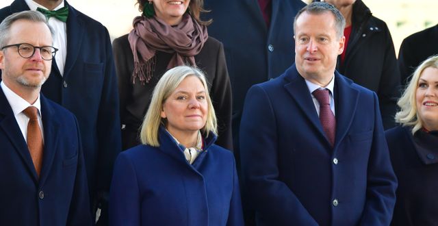 Finansminister Mikael Damberg, statsminister Magdalena Andersson och migrationsminister Anders Ygeman. Jonas Ekströmer/TT / TT NYHETSBYRÅN