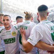 Hammarby firar 1–0. 