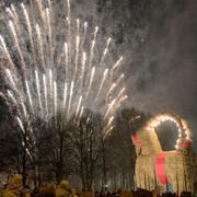 Gävlebocken invigs med fyrverkerier i december 2017.