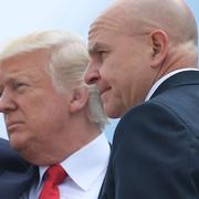 Donald Trump och HR McMaster. 