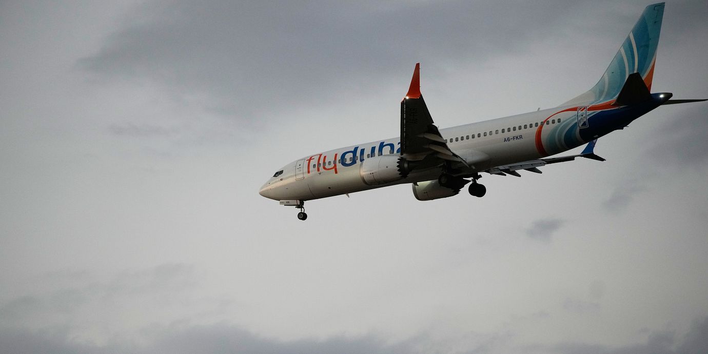 Flydubai-planet går in för landning i Tel Aviv efter att ha nödlandat i Saudiarabien efter kapningsförsöket. 30 september 2026.