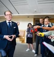 Utrikesminister Tobias Billström (M) i Riksdagen den 27 juli 2023.   Oscar Olsson/TT