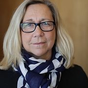 Helene Odenjung (L).