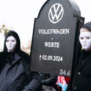 VW-anställda demonstrerar 