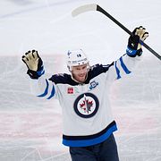 Jonathan Toews.